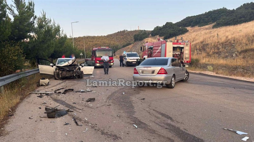 Λαμία - τροχαίο - αντιδήμαρχος Λαμία - τροχαίο - αντιδήμαρχος