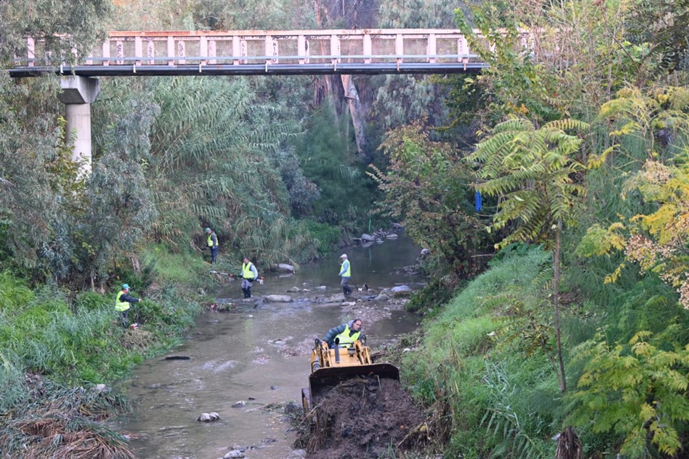 Ποδονίφτης - Ρέμα - καθαρισμός Ποδονίφτης - Ρέμα - καθαρισμός