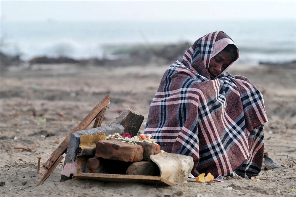 Ασία - Τσουνάμι 2004 Ασία - Τσουνάμι 2004