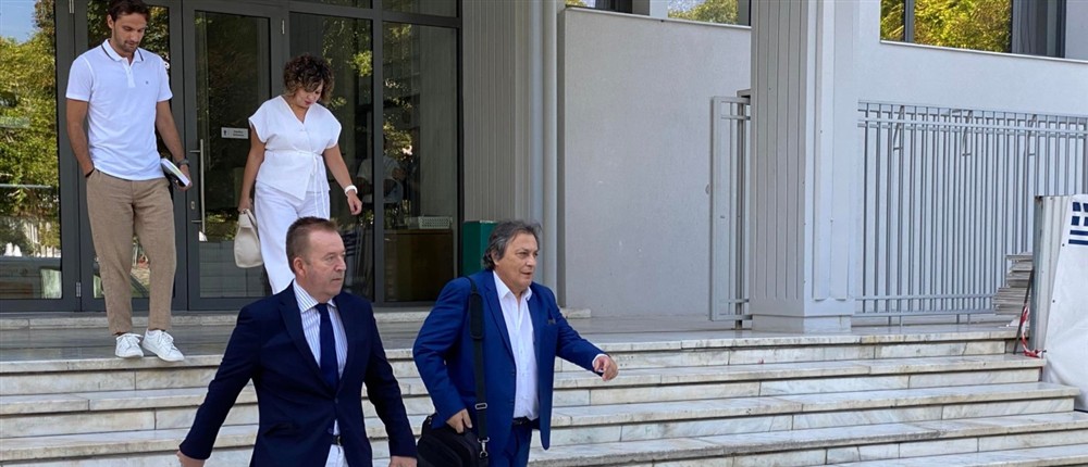 Βασίλης Κόκκαλης - Αλέξανδρος Αυλωνίτης - Δικαστήρια Λάρισας Βασίλης Κόκκαλης - Αλέξανδρος Αυλωνίτης - Δικαστήρια Λάρισας