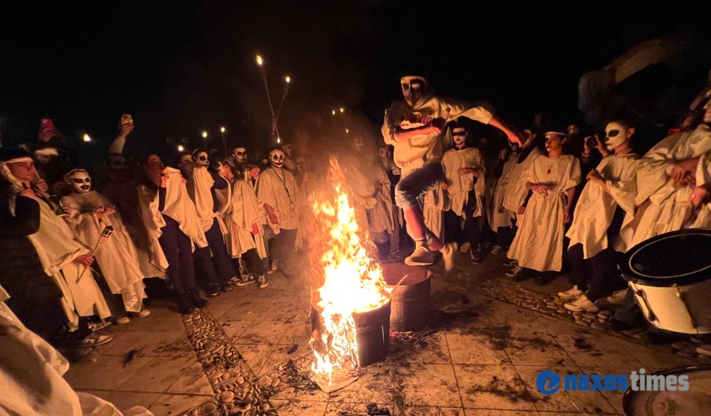 Λαμπαδηφορίες - Νάξος