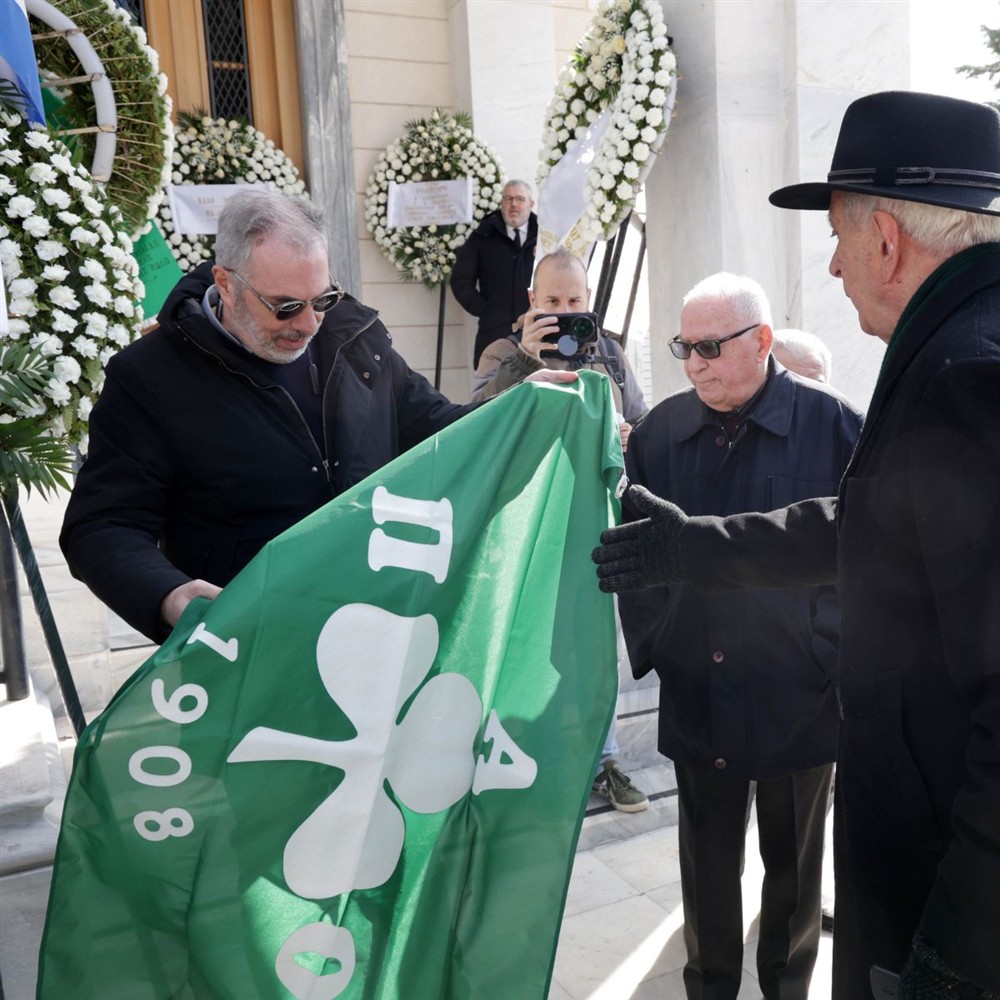 Τάκης Οικονομόπουλος