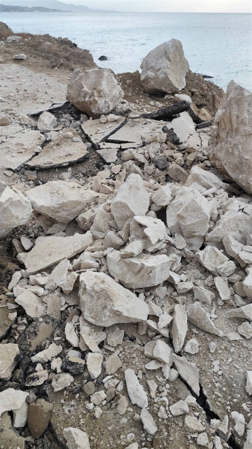 κρητη κατολισθηση