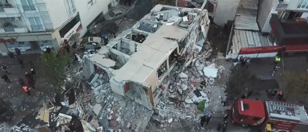 Τουρκία - Κατάρρευση πολυκατοικίας