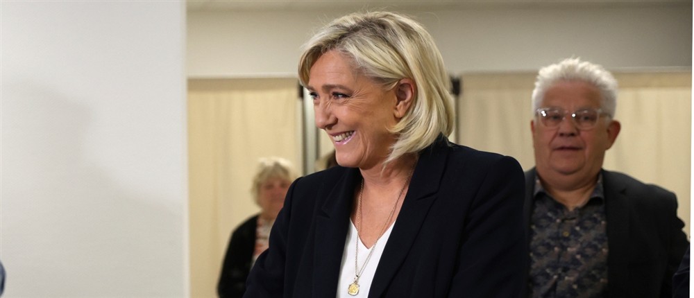 Λε Πεν - Νικήτρια Λε Πεν - Νικήτρια