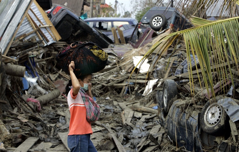 Ασία - Τσουνάμι 2004 Ασία - Τσουνάμι 2004