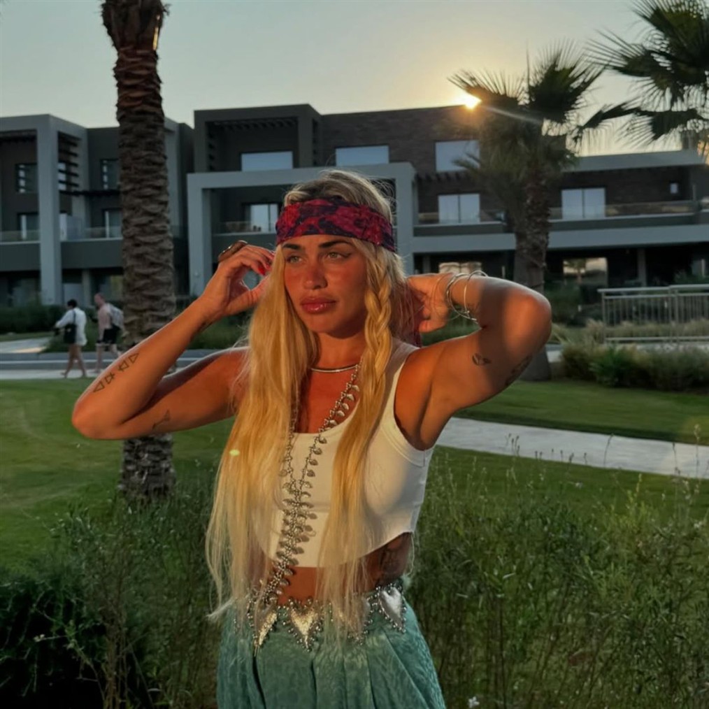 Κόνι Μεταξά: Η μεγάλη αλλαγή που έκανε στην εξωτερική της εμφάνιση