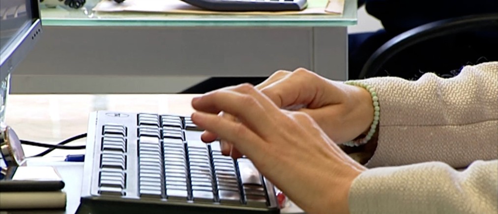 Σε ισχύ το 13ωρο για τους εργαζόμενους - Αντίθετοι οι υπάλληλοι του ιδιωτικού τομέα