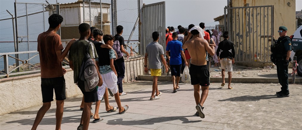 Μαρόκο: Σε παραπληροφόρηση στα Μέσα Κοινωνικής Δικτύωσης αποδίδει την εισροή μεταναστών στη Θέουτα