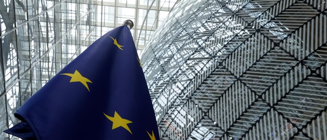 Financial Times: Οι χώρες της Ευρωπαϊκής Ένωσης εξετάζουν το ενδεχόμενο να "διαλύσουν" τη διπλωματική υπηρεσία του συνασπισμού
