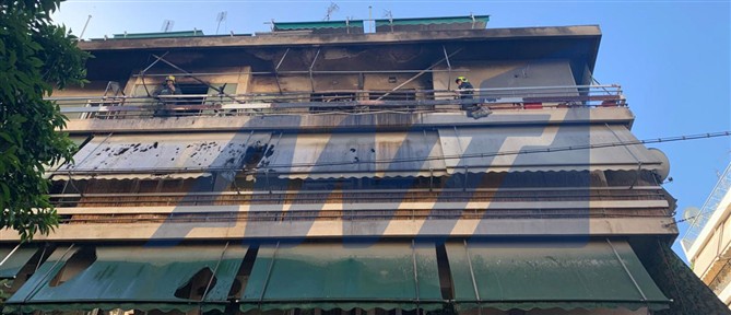 Κολωνός: Δύο νεκροί από φωτιά σε διαμέρισμα (βίντεο)