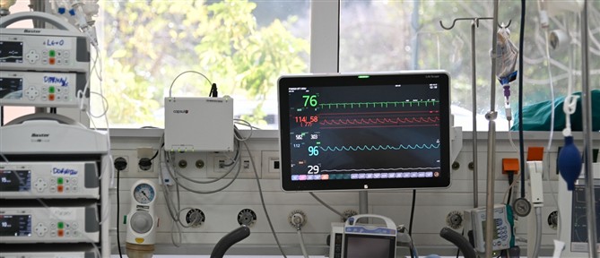 Στη ΜΕΘ του ΠΑΓΝΗ σε κρίσιμη κατάσταση το 3χρονο κοριτσάκι στην Κρήτη - Συνελήφθη η μητέρα του