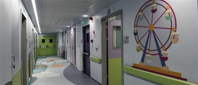 Βάρκιζα: Στο νοσοκομείο 14χρονη μετά από κατανάλωση αλκοόλ - Συνελήφθη ιδιοκτήτρια μίνι μάρκετ