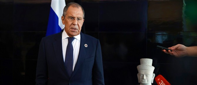 Κίνα: Στο Πεκίνο με “ενεργειακά δώρα” ο Λαβρόφ