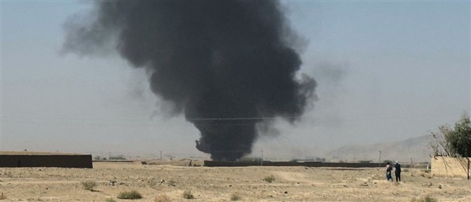 Το Πακιστάν επιβεβαιώνει ότι βομβάρδισε την πρωτεύουσα του Αφγανιστάν