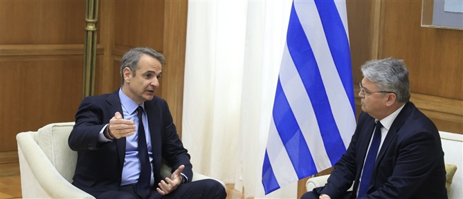 Μητσοτάκης σε Νατσιό: Η πρώτη μας υποχρέωση, προφανώς, ήταν να συνδράμουμε στον ελληνισμό της Κύπρου